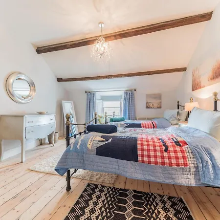 Mop Fair Sunny Garden Town Centre - Pass The Keys Feriehus *